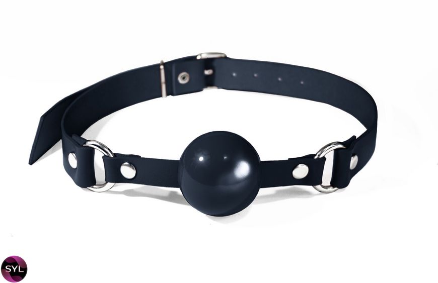 Кляп силіконовий Feral Feelings Silicon Ball Gag Black/Black, чорний ремінець, чорна кулька SO8265 SafeYourLove