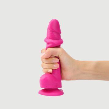 Dildo Strap-On-Me z przesuwaną sk&oacute;rą, realistyczne, w kolorze fuksji - M, efekt przesuwanej sk&oacute;ry