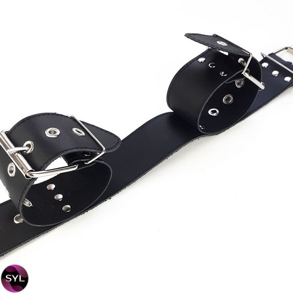 Ошейник с наручниками из натуральной кожи Art of Sex - Bondage Collar with Handcuffs SO6618 фото