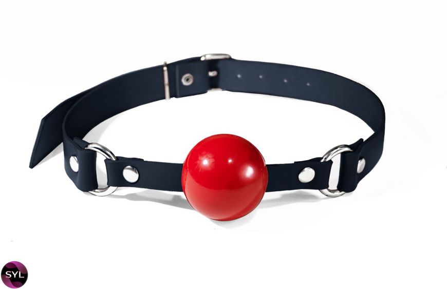 Кляп силіконовий Feral Feelings Silicon Ball Gag Black/Red, чорний ремінець, червона кулька SO8266 SafeYourLove