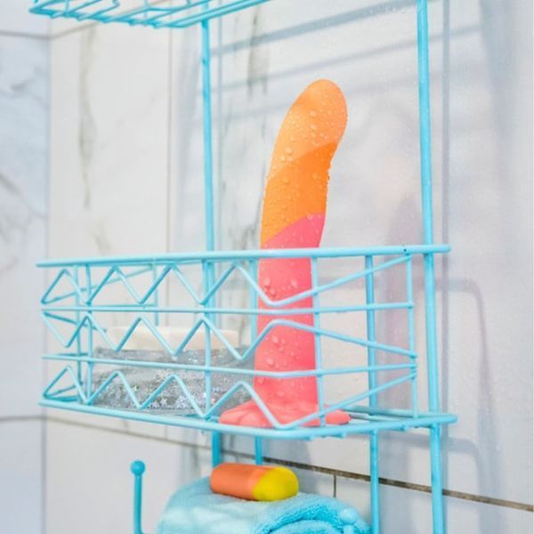 Dildo attachment for ROMP Dizi strap-on, gradient color: from red to