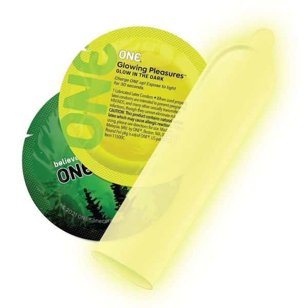Набор презервативов One Glowiing Pleasures светящихся в темноте (цена за 5 шт.) ON222073 фото Safeyourlove Набор презервативов One Glowiing Pleasures светящихся в темноте (цена за 5 шт.) ON222073 фото