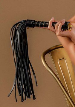 Флоггер TABOOM Studded Whip, черный, 54 см TB17426 фото