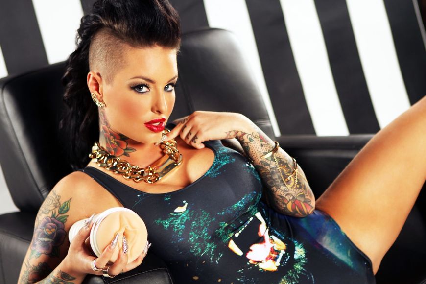 Мастурбатор Fleshlight Girls: Christy Mack - Attack, со слепка вагины, очень нежный F14476 фото